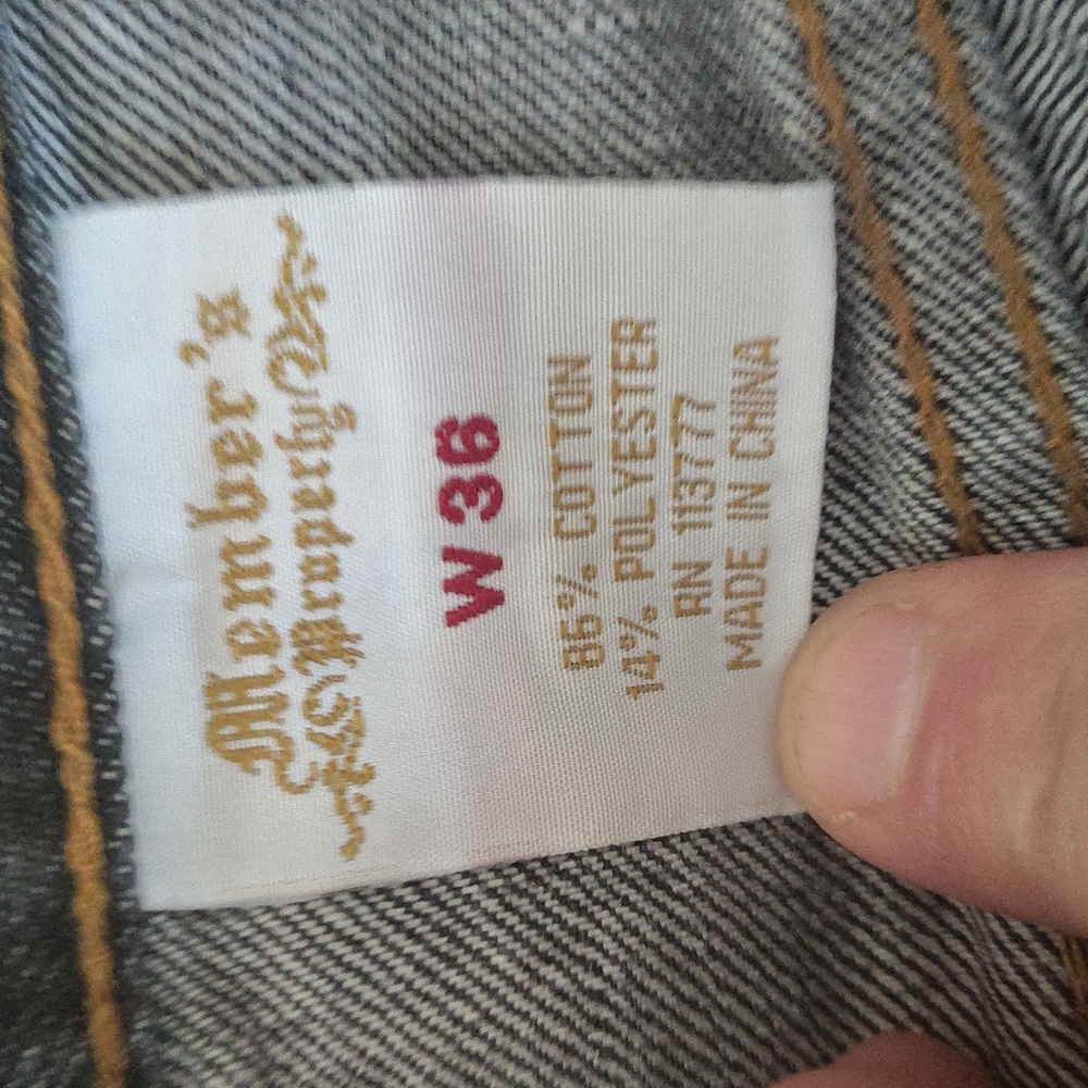 Men's Black Denim  JeanShorts Size 36 - Picture 2 of 4